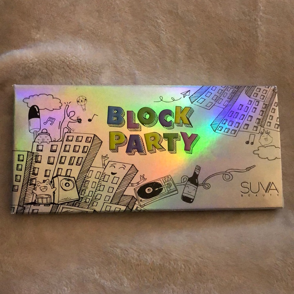 Brand new Suva beauty palette